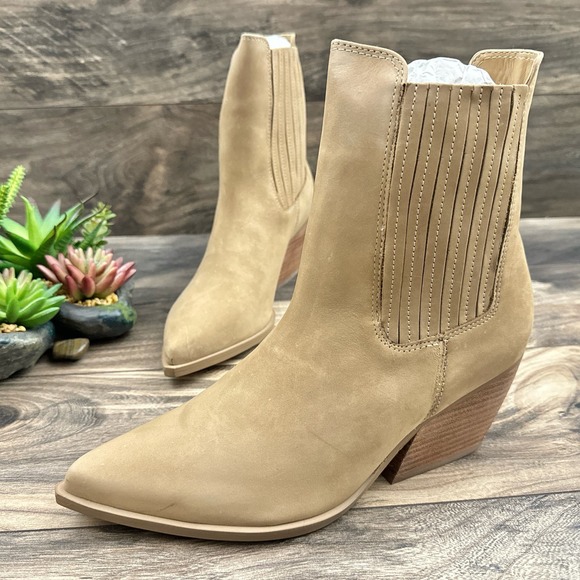 NEW Steve Madden 9M Terezza Tan Nubuck Pull On Pointed Toe Ankle Bootie - Picture 4 of 10
